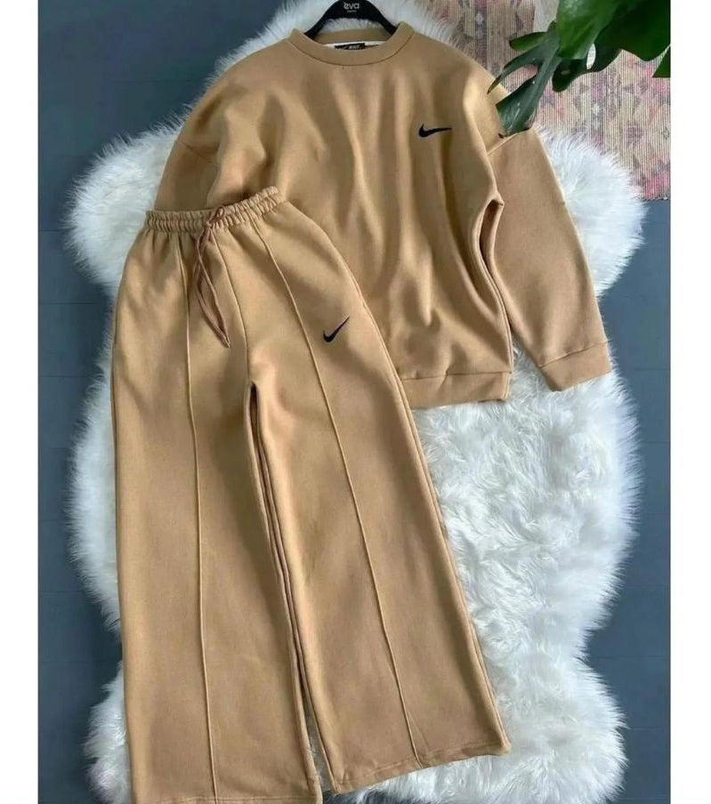 Choice Wear Winter Tracksuit 2-Piece Double Fleece Outfit for Women Soft & Stylish