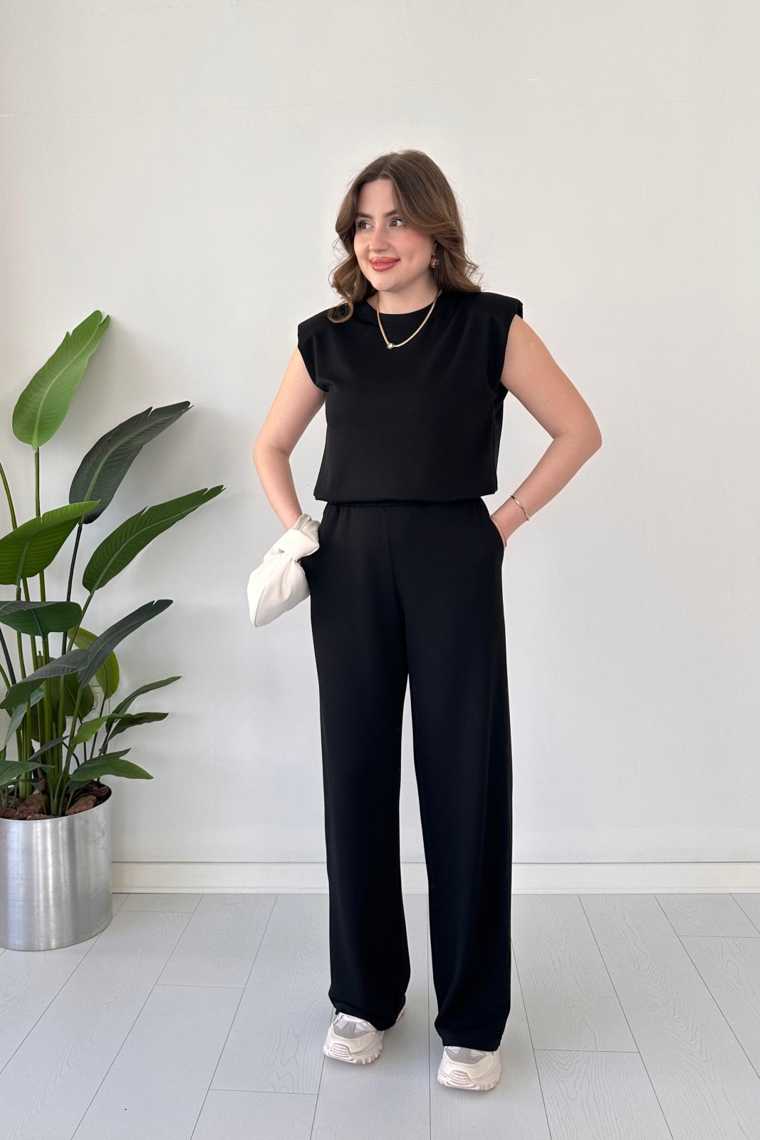 Choice Wear Women’s Sleeveless Top & Straight Trouser Set