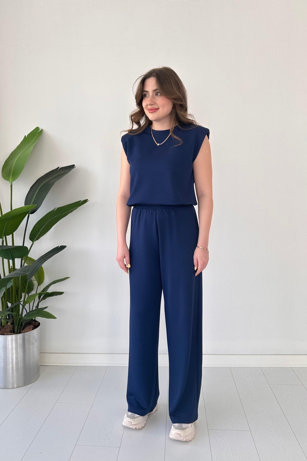 Choice Wear Women’s Sleeveless Top & Straight Trouser Set