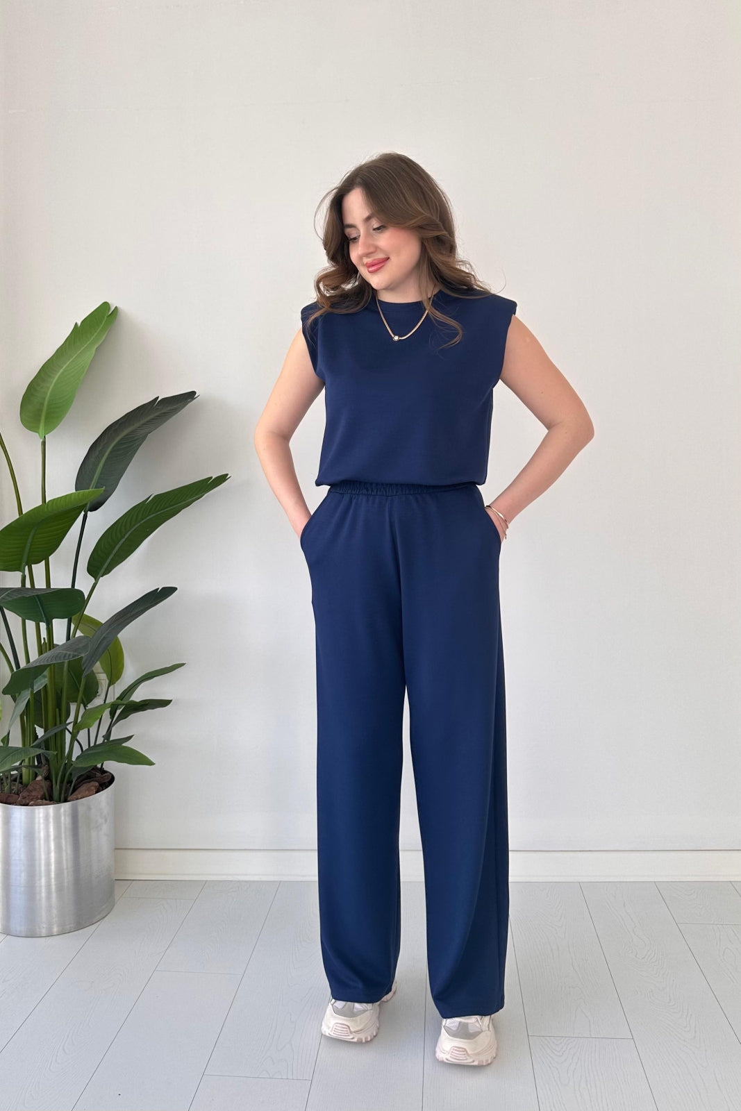 Choice Wear Women’s Sleeveless Top & Straight Trouser Set